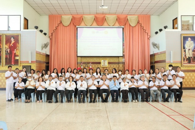กิจกรรมอบรมหลักสูตรสมาธิเพื่อพัฒนาการสอน